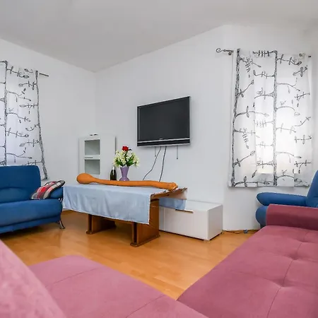Agi Apartment